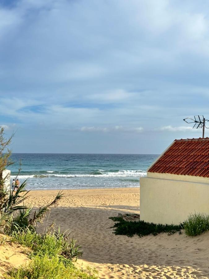 Golden Beach House Порту-Санту Екстер'єр фото